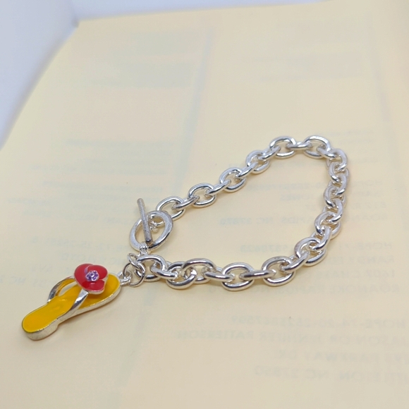 Silver 5mm Rolo Chain Bracelet 8” L Toggle Clasp / Yellow Flip Flop with Red Hat - Picture 6 of 9